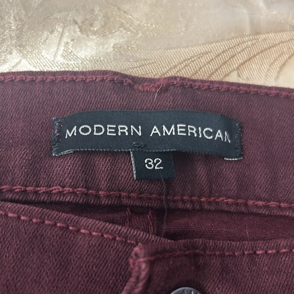 Modern American Men’s Slim Jeans. Purple/Red Color, Size 32x33 - Picture 2 of 7